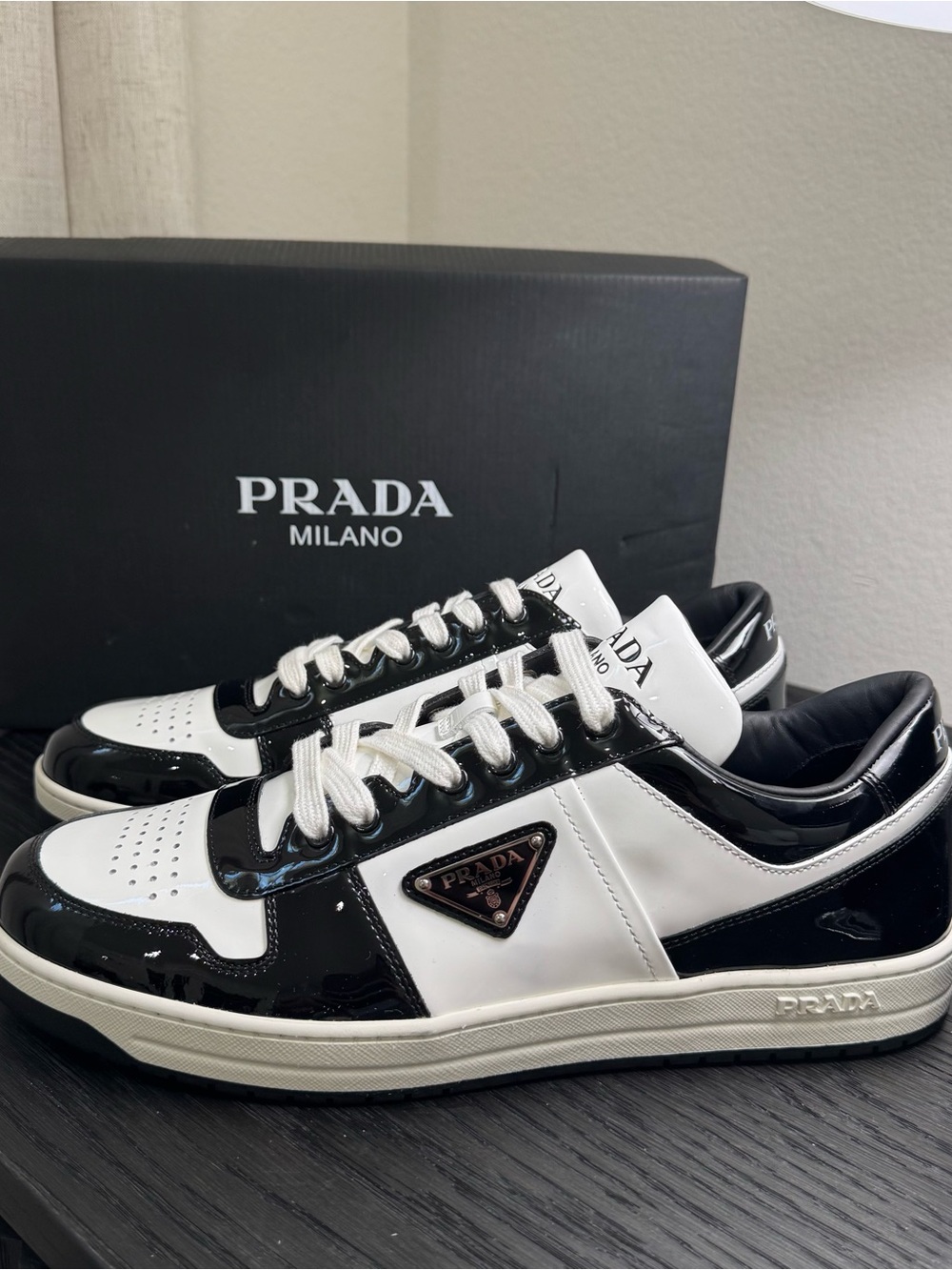 Prada Downtown Sneakers Low-Top Leather Black/White 10.5 - Picture 2 of 10
